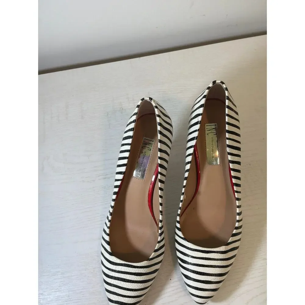 INC International Concepts Pointed Toe Pumps sz 8
